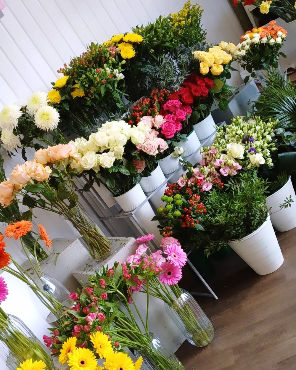 Florist Choice Hand-tied