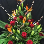 Hatbox - Roses & Birds of Paradise
