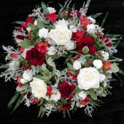 Wreath - Red & White